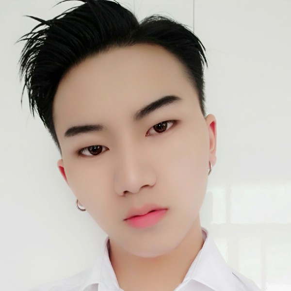 90后叔叔的照片