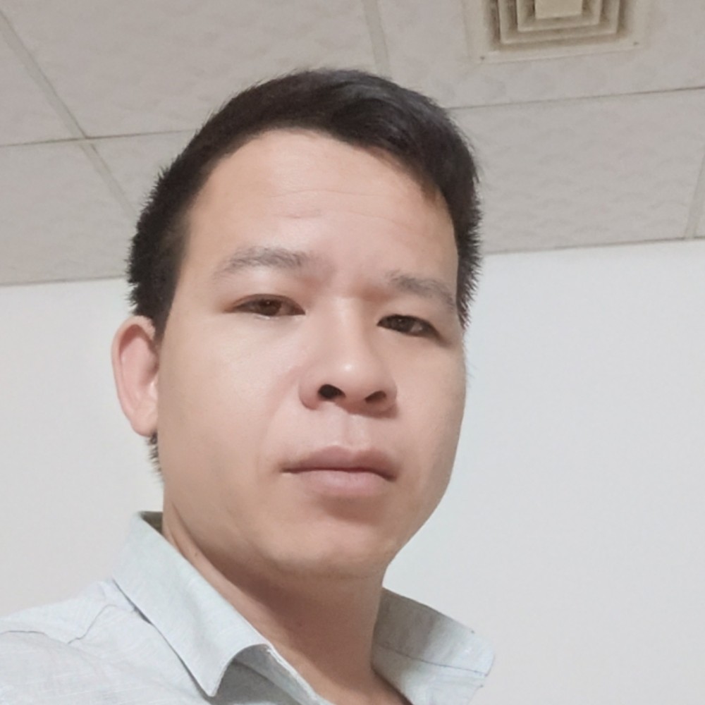 甜美用手机的照片