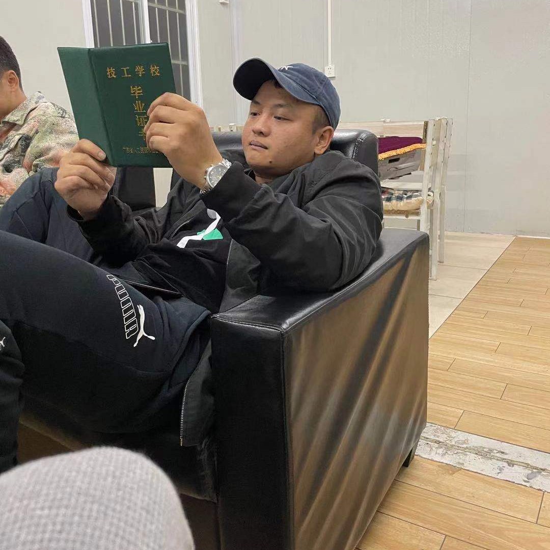 Rrr.的照片