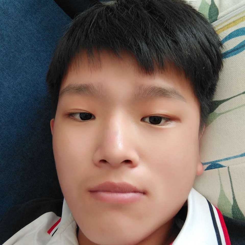 负责愿花瓣的照片