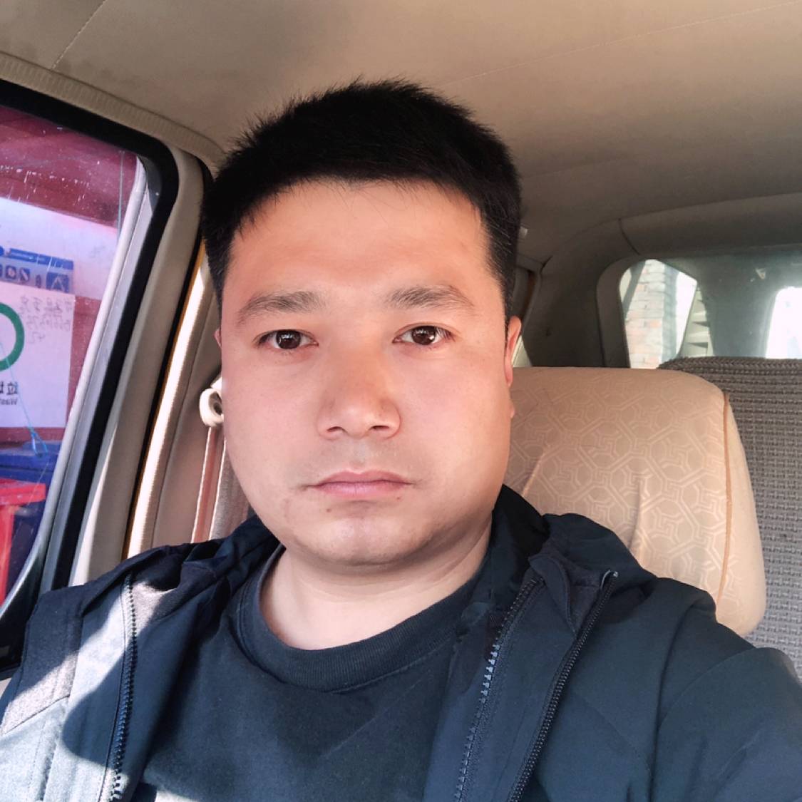尕南的照片