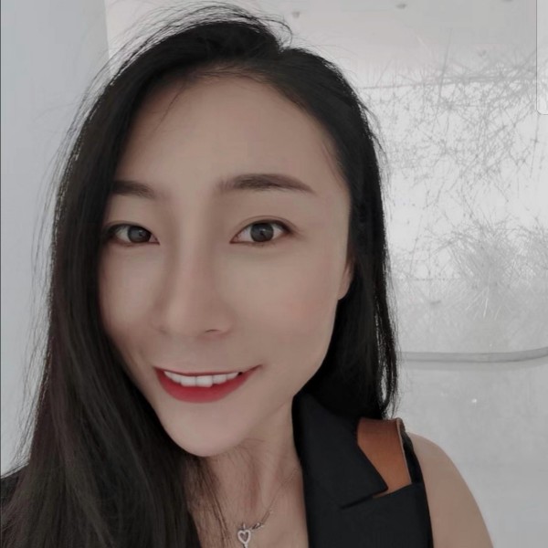 羽裳凝眸美好的照片