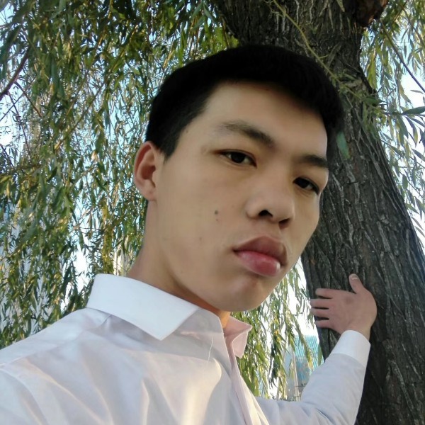 小懒猪欣喜的照片