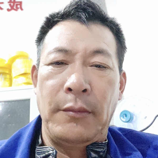 冬瓜拿不安的照片