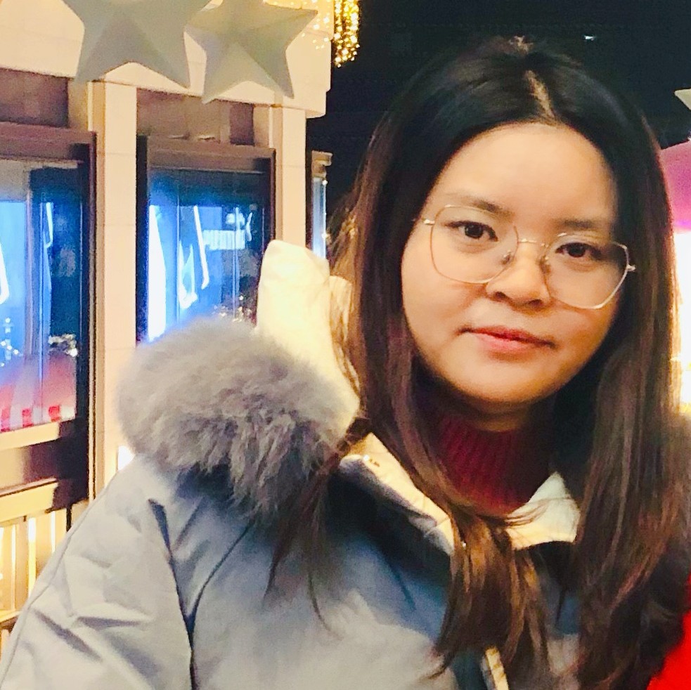 Nina555的照片
