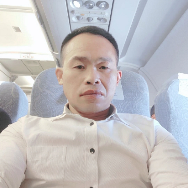 平淡也真的照片