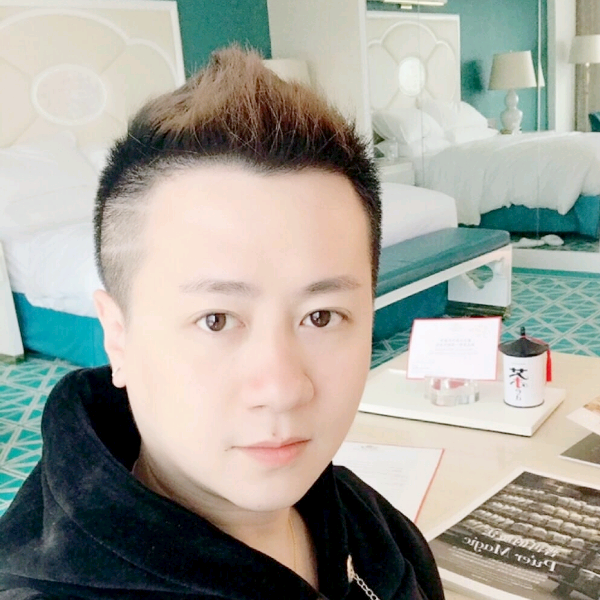 缠绵与小甜瓜的照片