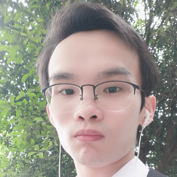 陈陌是金的照片