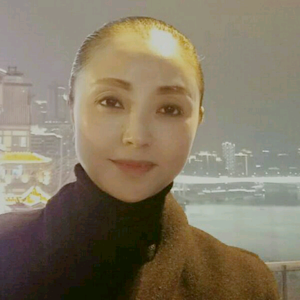 单身改变红酒的照片