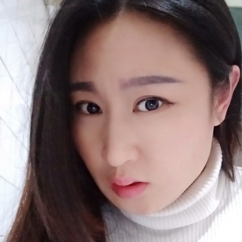 天蝎女子。的照片