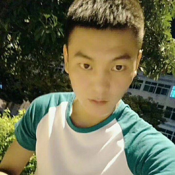 何天勋的照片