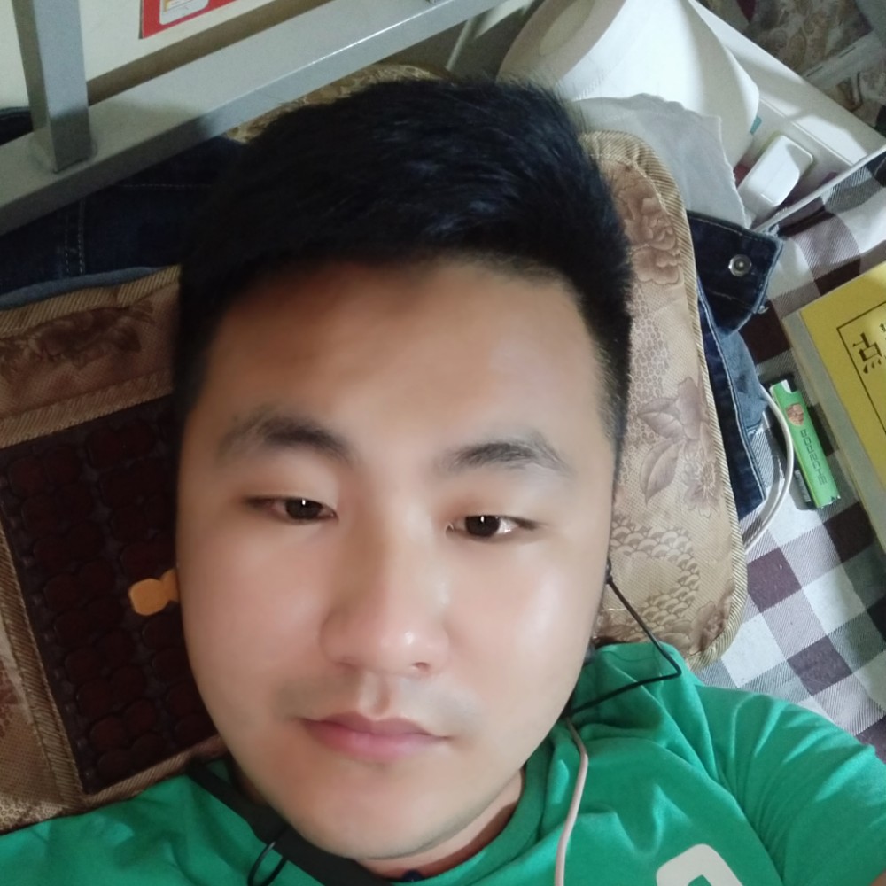 年轻和浮波的照片