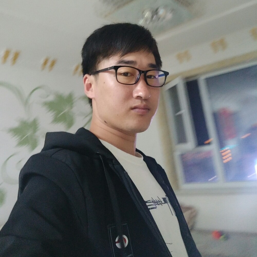 李冰阳的照片