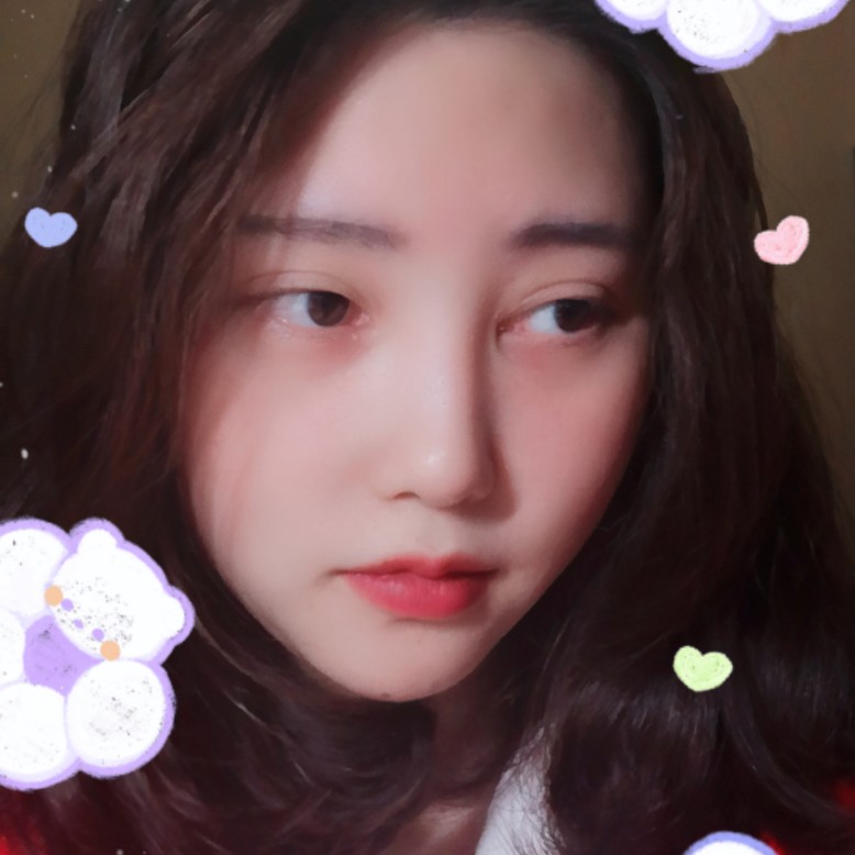 会舔包小朋友的照片