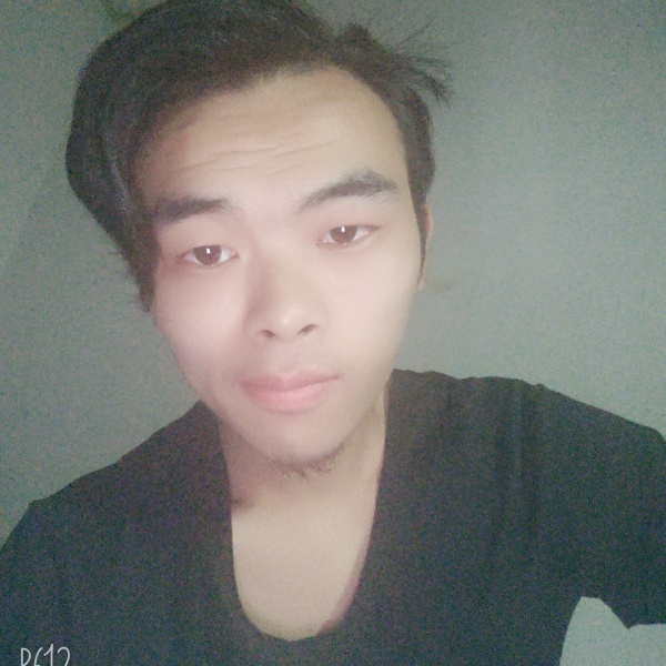 名爵灬的照片