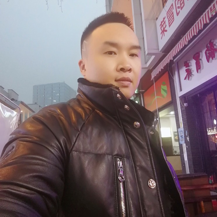 爱听歌爱恋小懒猪的照片