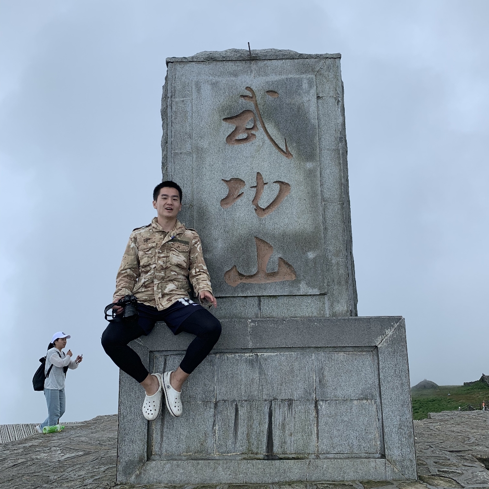 爱看白云的照片