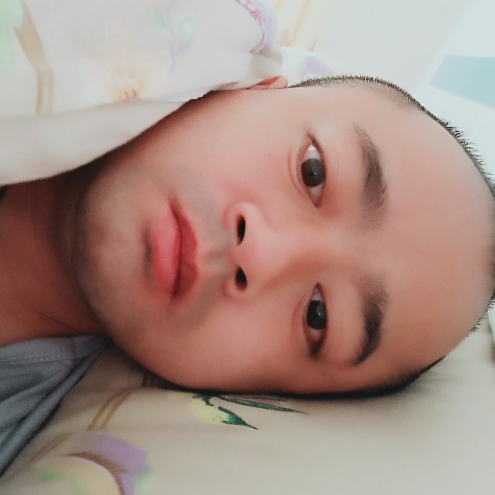 幽默凝眸蝶衣的照片