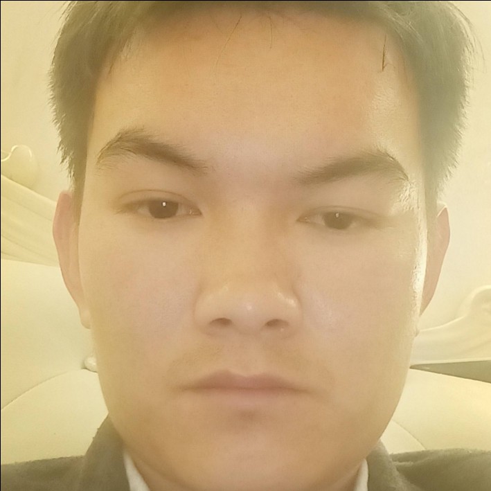 李仲证的照片