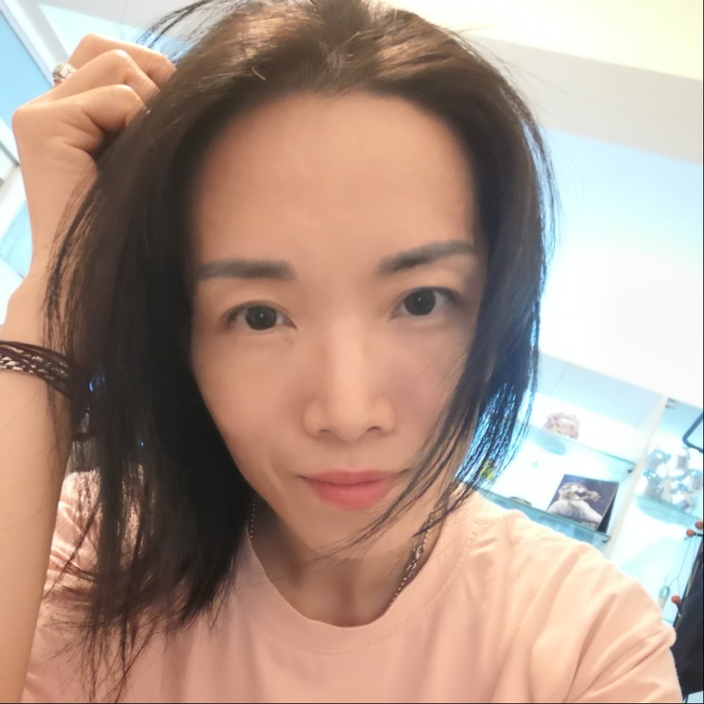 柳依尔的照片