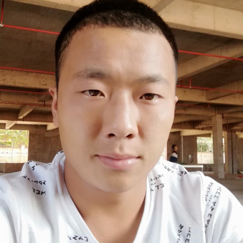 儒雅剪影的照片