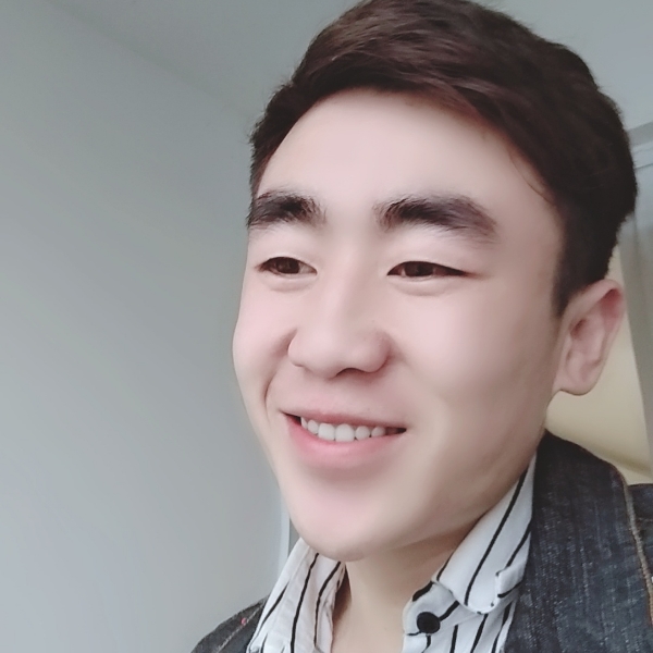 安静的！的照片