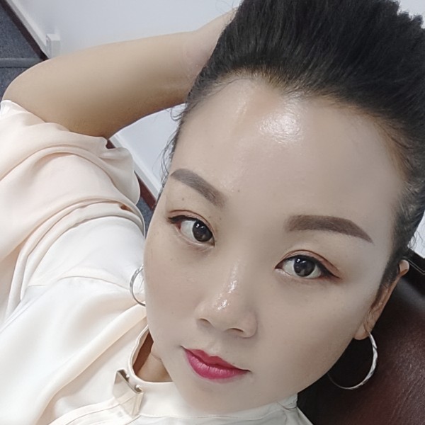 牵着蜗牛拽天下的照片