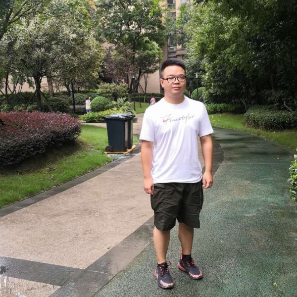 踏实工作学习的照片