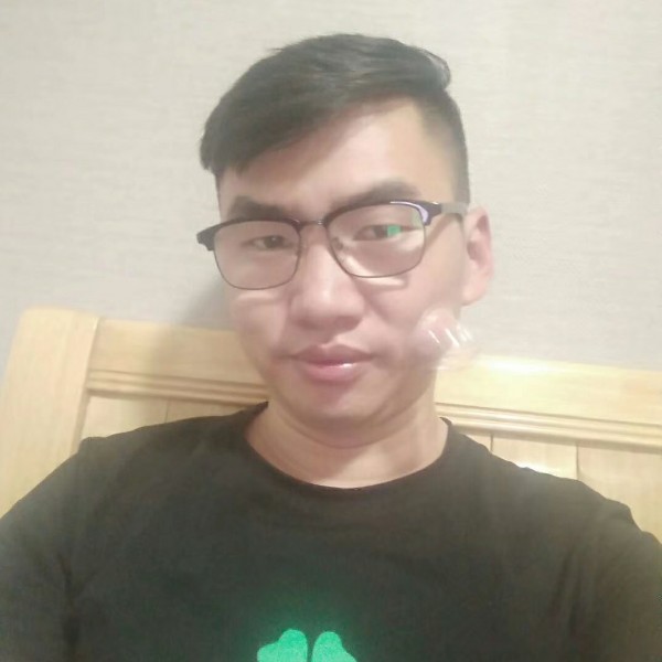 孔梦的照片