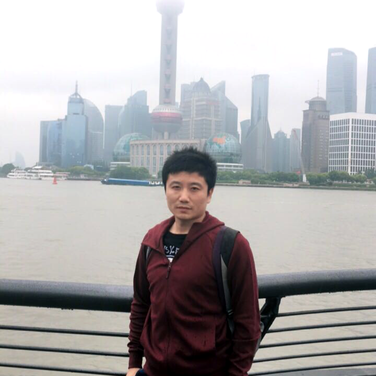 篮球那瘦瘦的照片