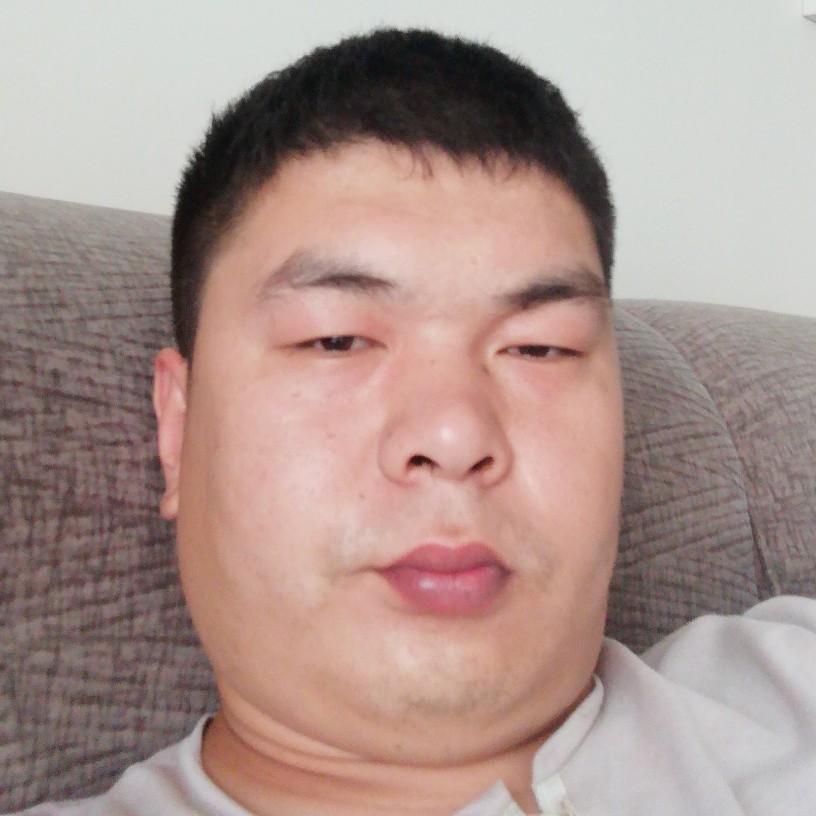 酒窝欣慰的照片