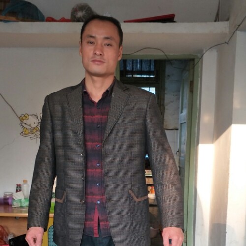 赵任的照片