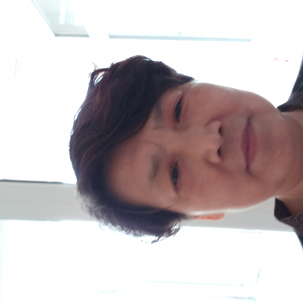 小懒猪害羞的照片