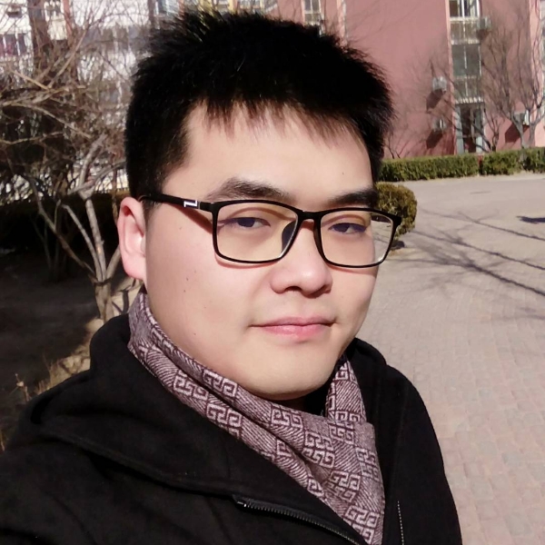 虚掩心扉的照片