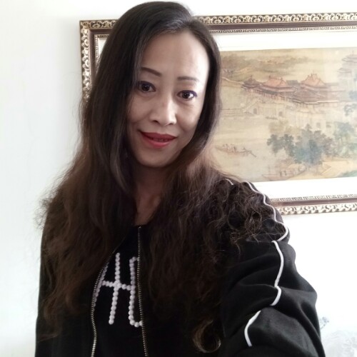 金粒的照片