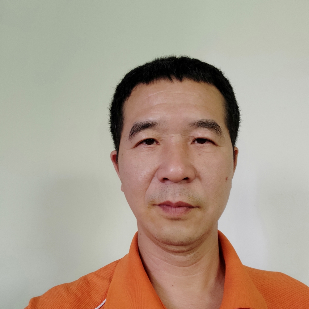 单身浅吻柜子的照片