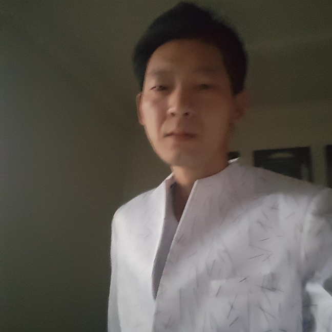 翩翩公子4的照片