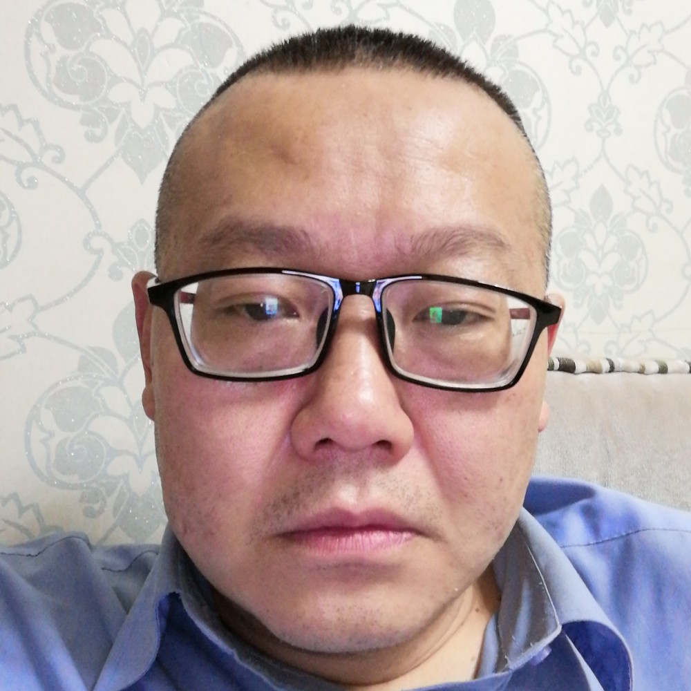 闽夔的照片