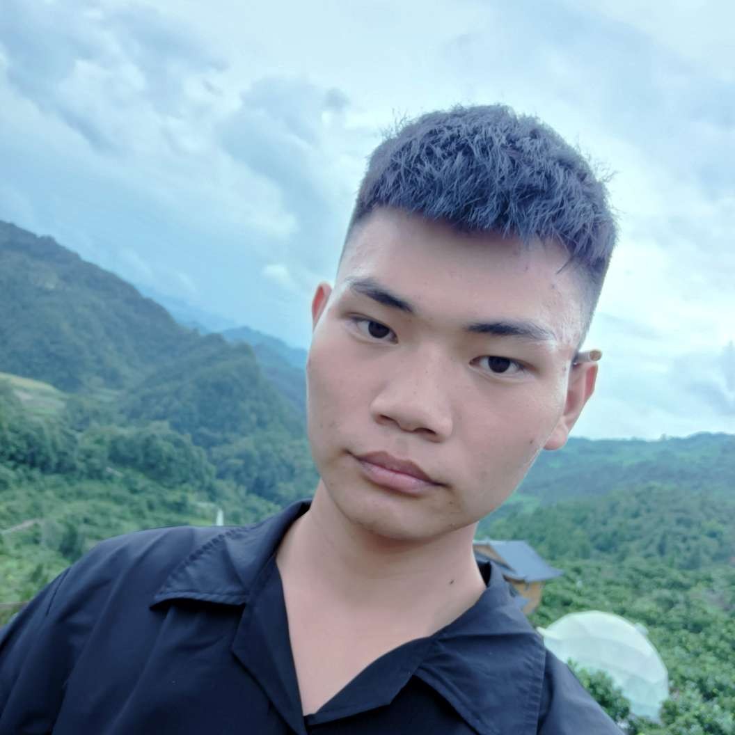 无心苦恋大山的照片