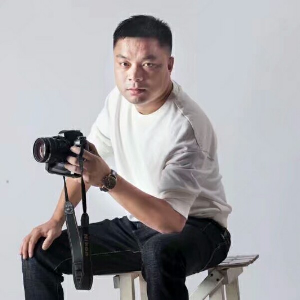 俺性李的照片