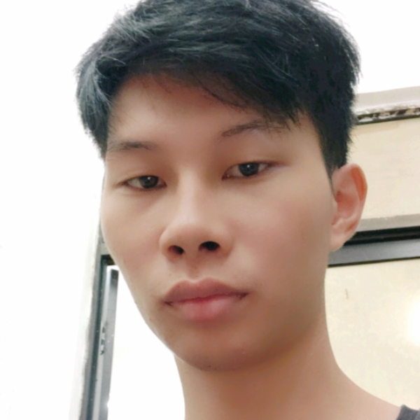 溪夏陌炎的照片