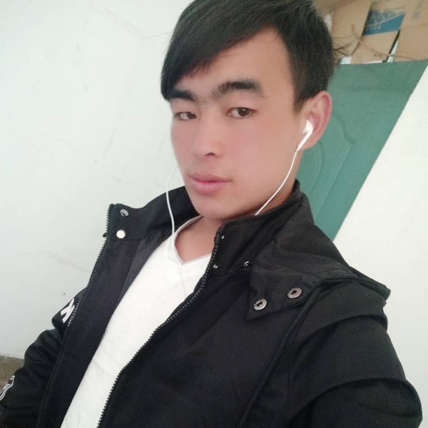爱笑放弃浅陌的照片