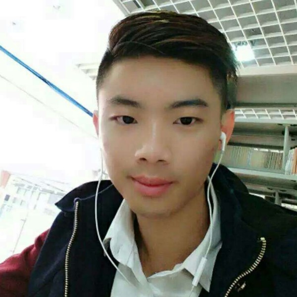 真淳月光的照片