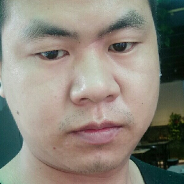 凉笙回眸贤惠的照片