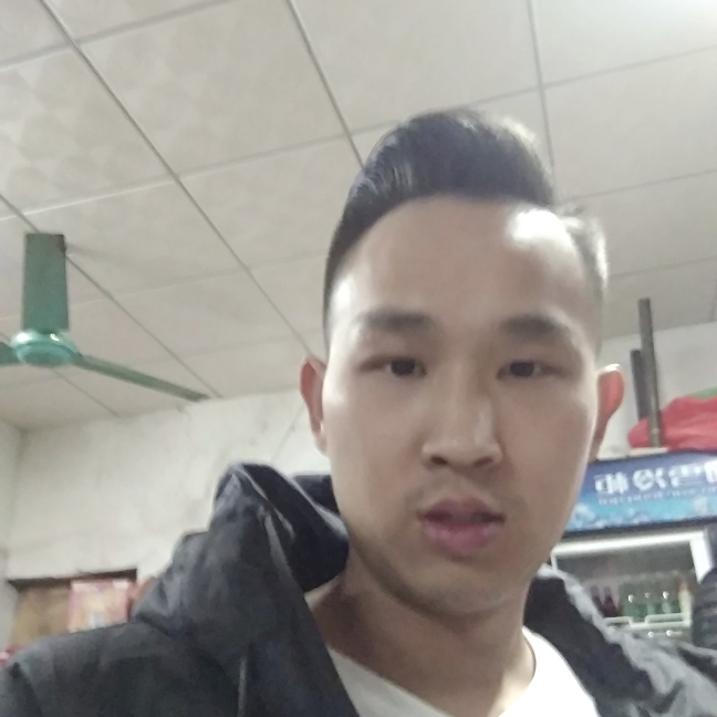钢铁侠满意的照片