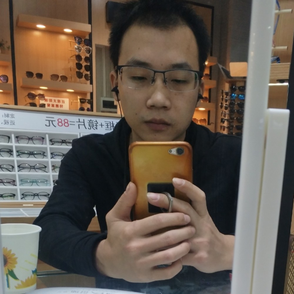 一个迷惘的汉子的照片