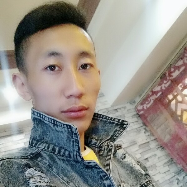 阿布小龙的照片