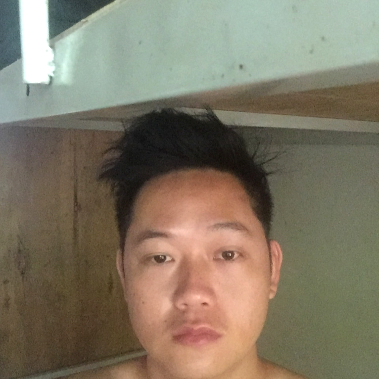 彼年拿小伙的照片