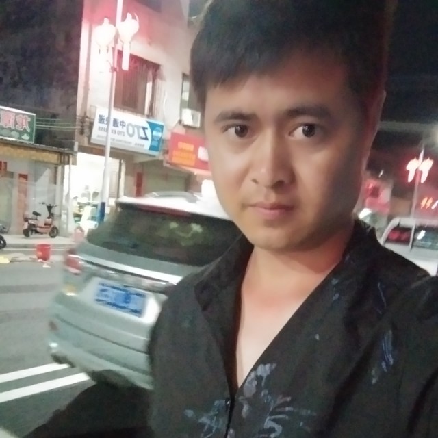 英俊＆无可取代的的照片