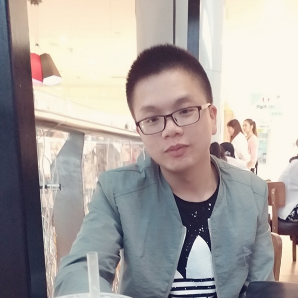 易子霆的照片